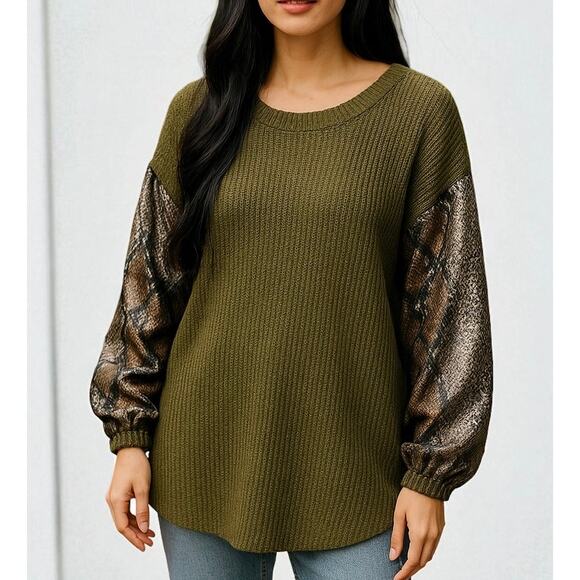 2/$15 Adrienne Snakeskin Lantern Sleeve Waffle Knit Top Olive Green Size L - Picture 1 of 7